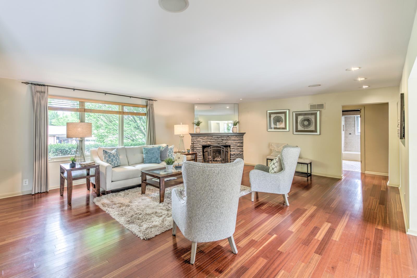 1250 Laclede Station Road St. Louis, MO 63117 - Photo 3 of 16 Gallery Image 3