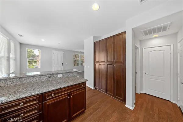 $480,000 | 30505 Canyon Hills Road, Unit 406, Lake Elsinore, CA 92532