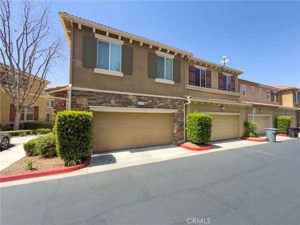 $480,000 | 30505 Canyon Hills Road, Unit 406, Lake Elsinore, CA 92532