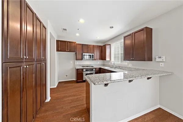 $480,000 | 30505 Canyon Hills Road, Unit 406, Lake Elsinore, CA 92532