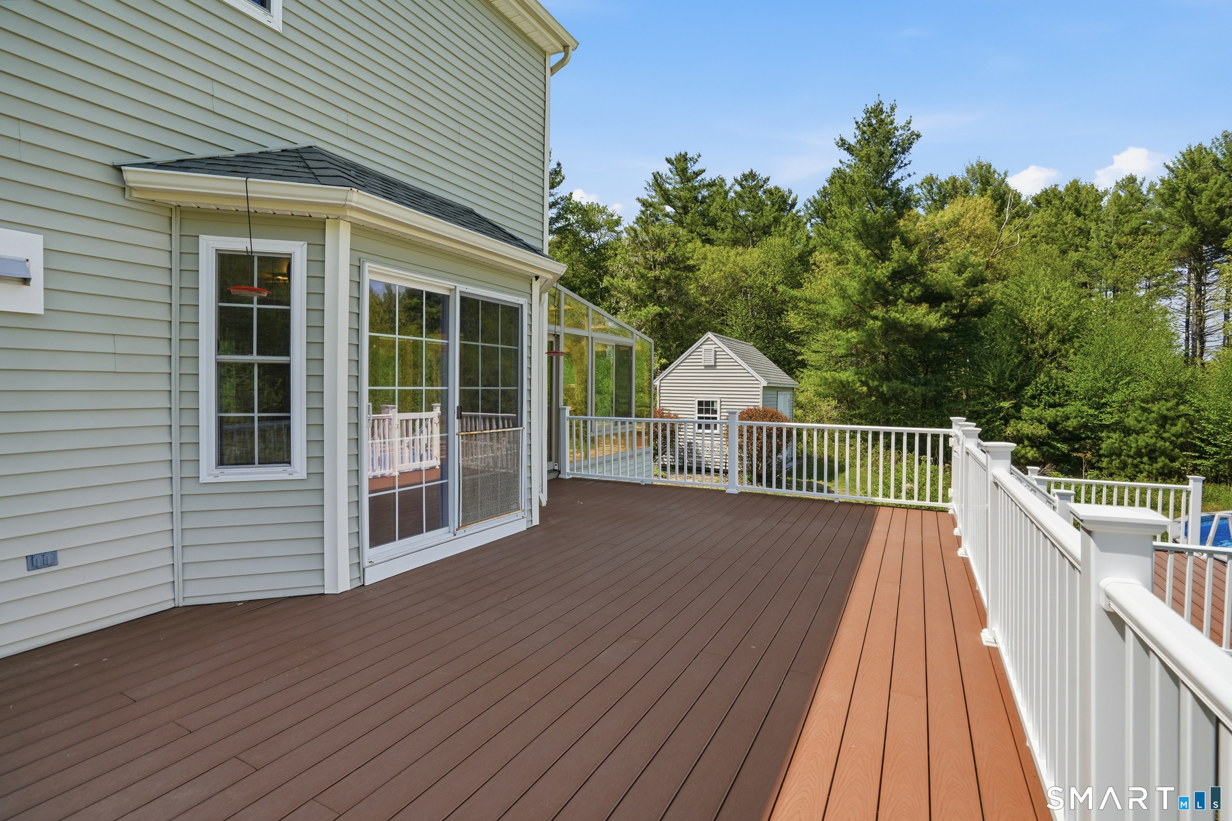1555 Riverside Drive Thompson, CT 06255 - Photo 17 of 34