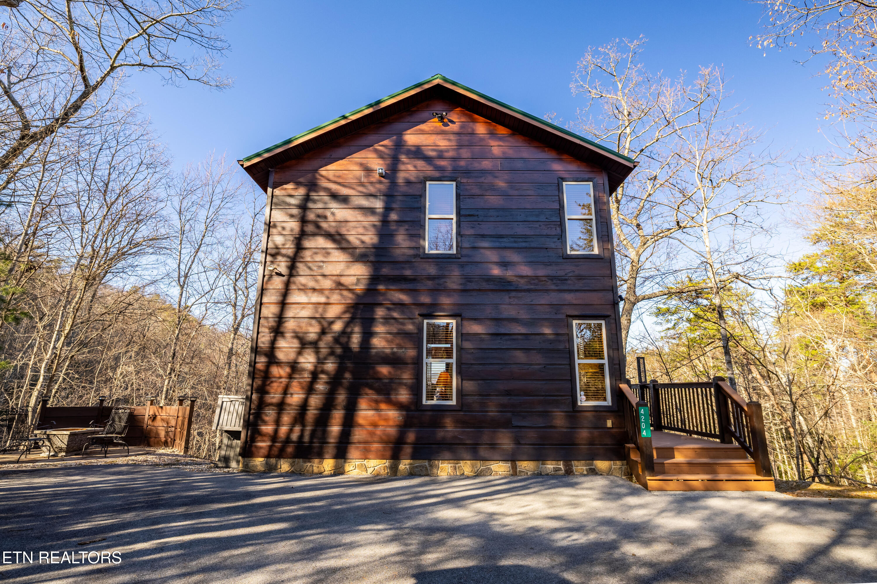 4204 Round Top Way Sevierville, TN 37862 - Photo 3 of 52 4204RoundTopWay-22