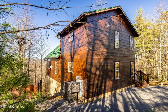 $499,000 | 4204 Round Top Way, Sevierville, TN 37862