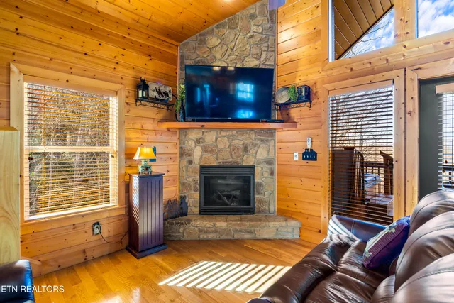 $499,000 | 4204 Round Top Way, Sevierville, TN 37862