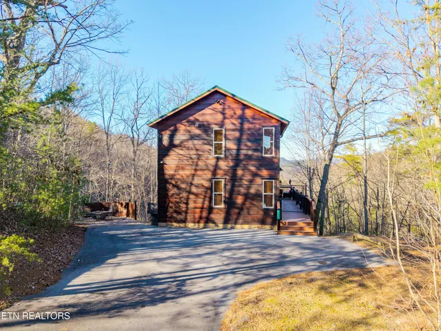 $499,000 | 4204 Round Top Way, Sevierville, TN 37862