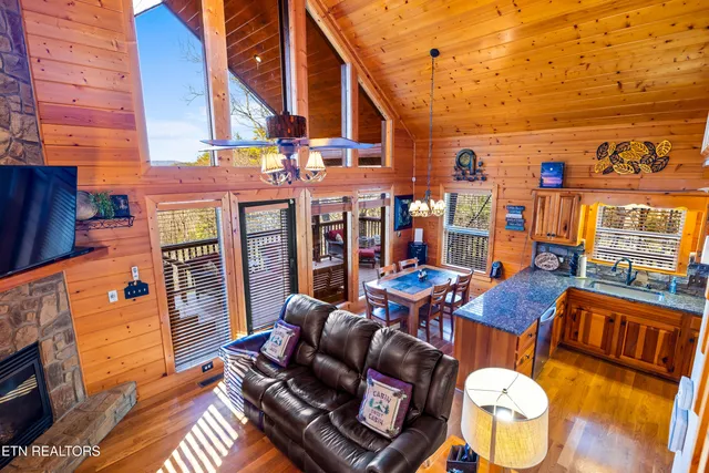 $499,000 | 4204 Round Top Way, Sevierville, TN 37862