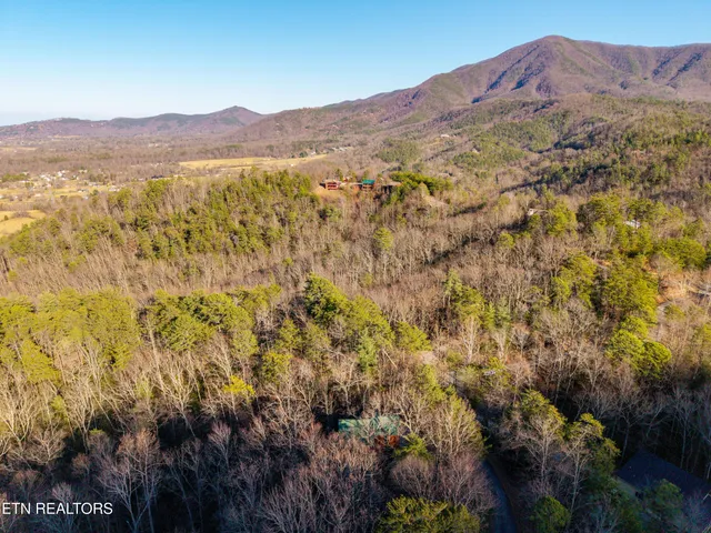 $499,000 | 4204 Round Top Way, Sevierville, TN 37862