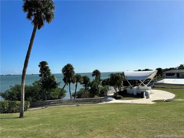 $2,600 | 2648 Northeast Pelican Way, Jensen Beach, FL 34957