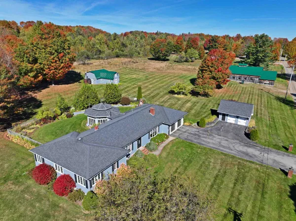 $539,900 | 99 Ingalls Drive, Irasburg, VT 05860