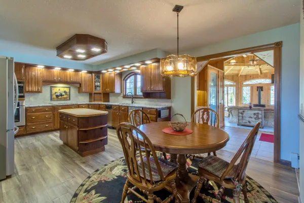 $539,900 | 99 Ingalls Drive, Irasburg, VT 05860