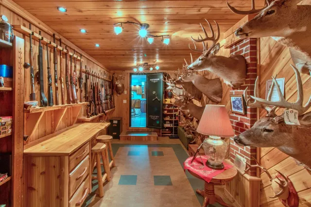 $599,900 | 99 Ingalls Drive, Irasburg, VT 05860