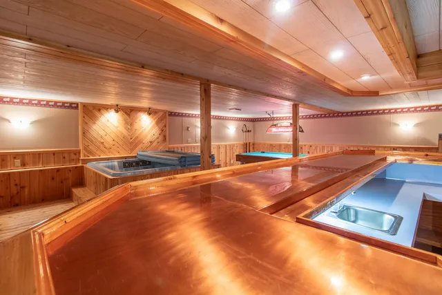 $599,900 | 99 Ingalls Drive, Irasburg, VT 05860