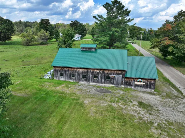 $539,900 | 99 Ingalls Drive, Irasburg, VT 05860