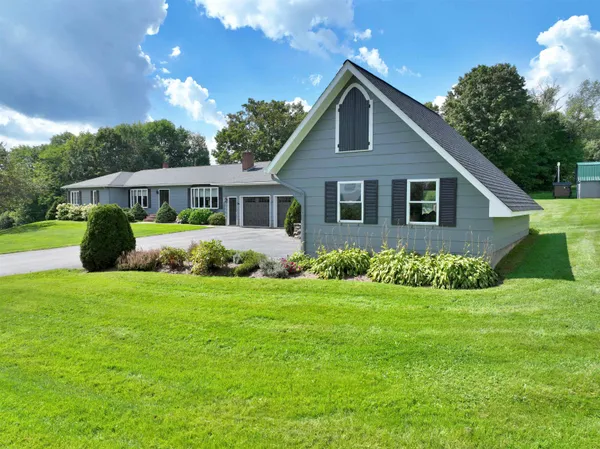 $539,900 | 99 Ingalls Drive, Irasburg, VT 05860