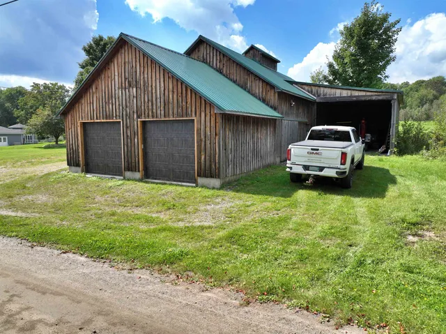 $599,900 | 99 Ingalls Drive, Irasburg, VT 05860