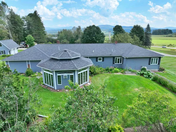 $539,900 | 99 Ingalls Drive, Irasburg, VT 05860