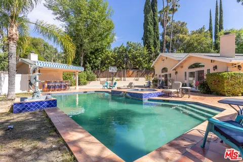 $2,395,000 | 19717 Wells Drive, Woodland Hills, CA 91364