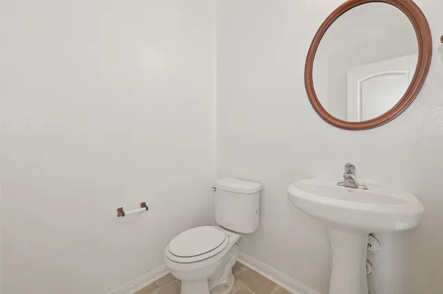 $2,400 | 20807 Echo Manor Drive, Hockley, TX 77447