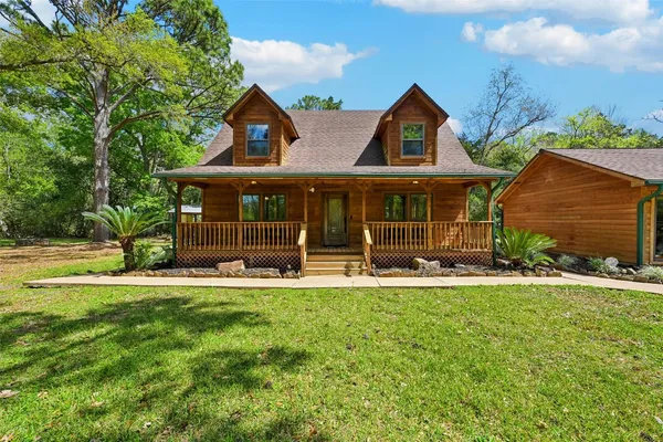 $649,900 | 101 1/2 Avenue J, Dickinson, TX 77539