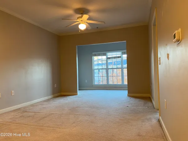 $1,300 | 2807 Bloomfield Lane, Unit 308, Wilmington, NC 28412