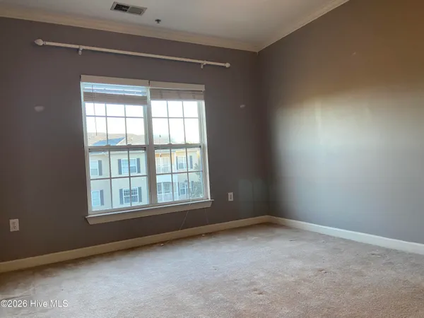 $1,300 | 2807 Bloomfield Lane, Unit 308, Wilmington, NC 28412