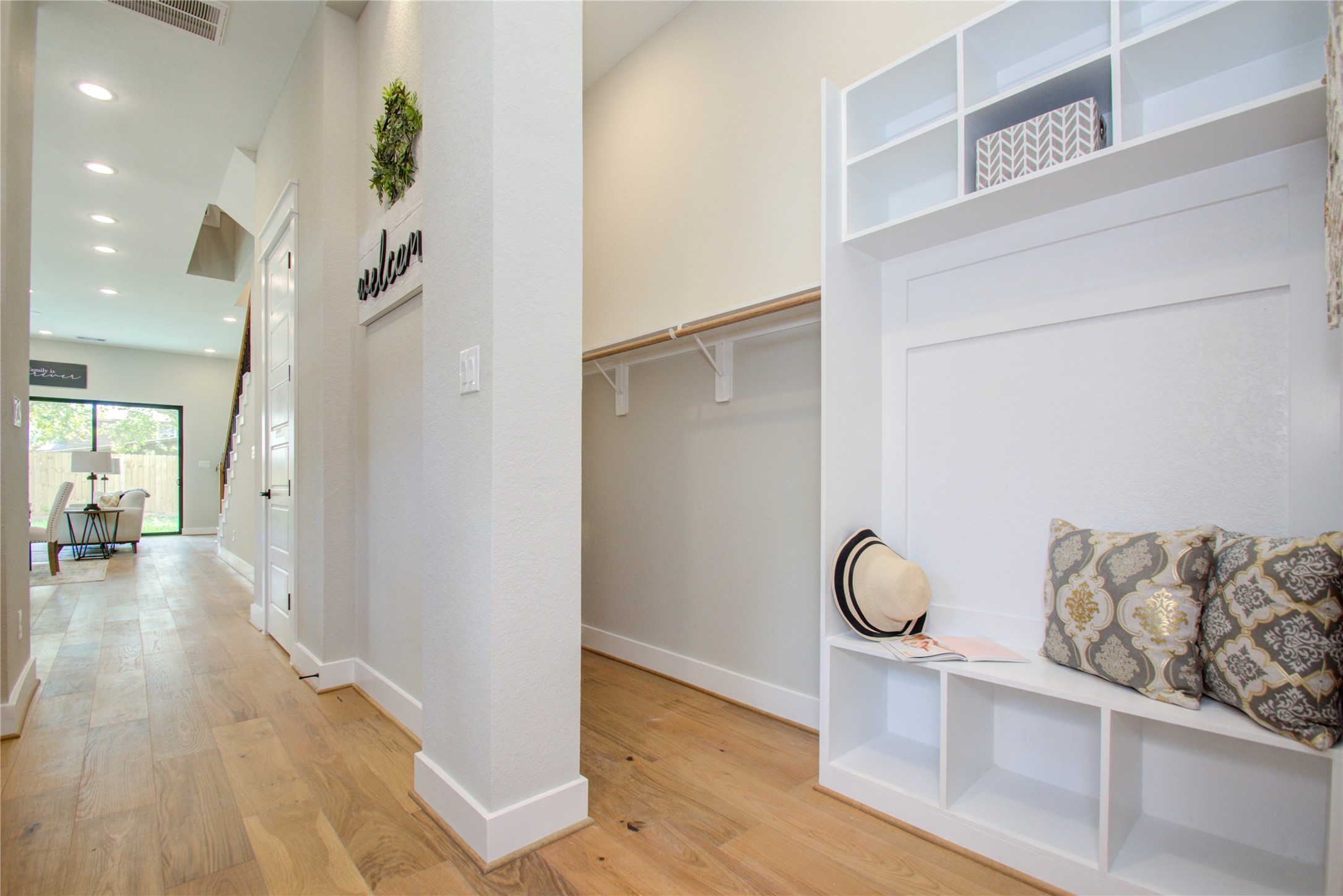 110 East 28th Street Houston, TX 77008 - Photo 21 of 43 a view of livingroom with furniture and wooden floor