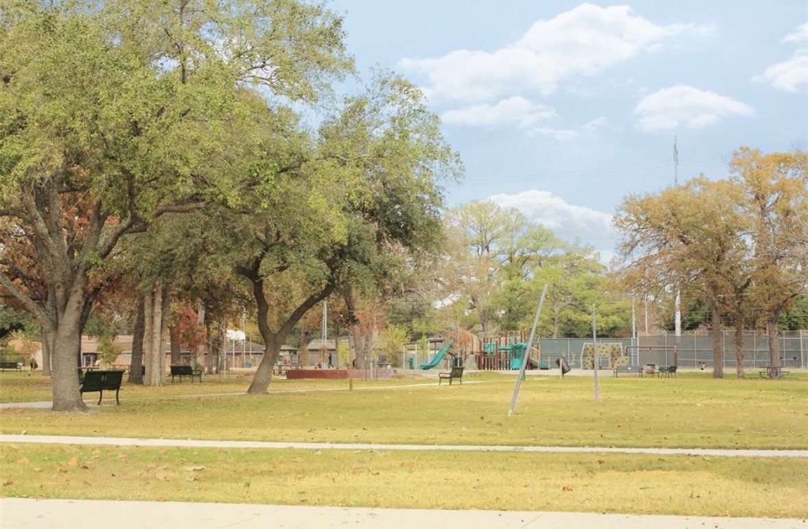 110 East 28th Street Houston, TX 77008 - Photo 41 of 43