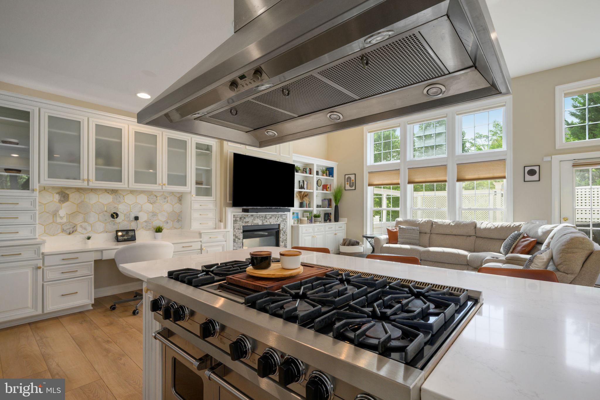 8937 Rhododendron Circle Lorton, VA 22079 - Photo 26 of 122