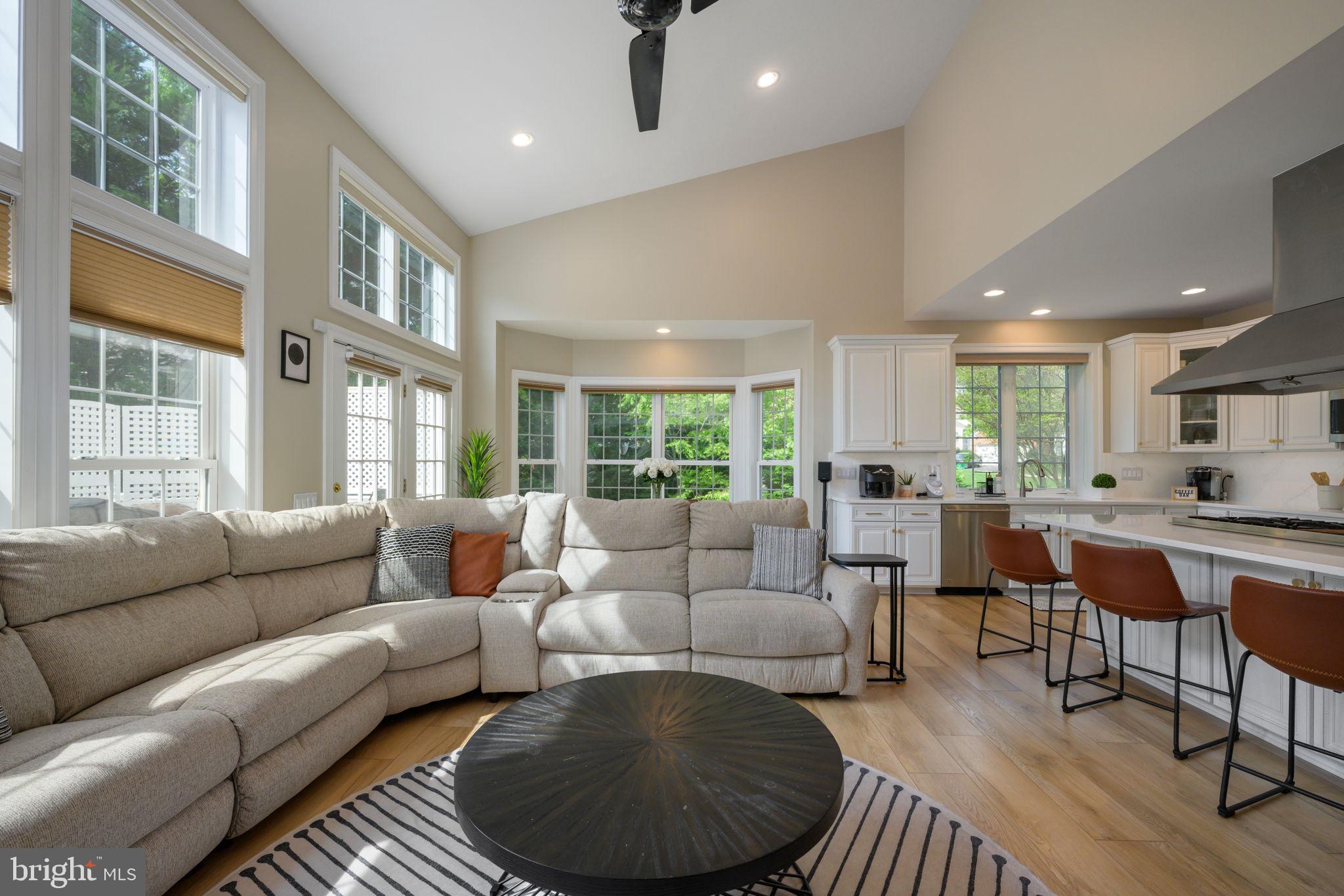 8937 Rhododendron Circle Lorton, VA 22079 - Photo 34 of 122