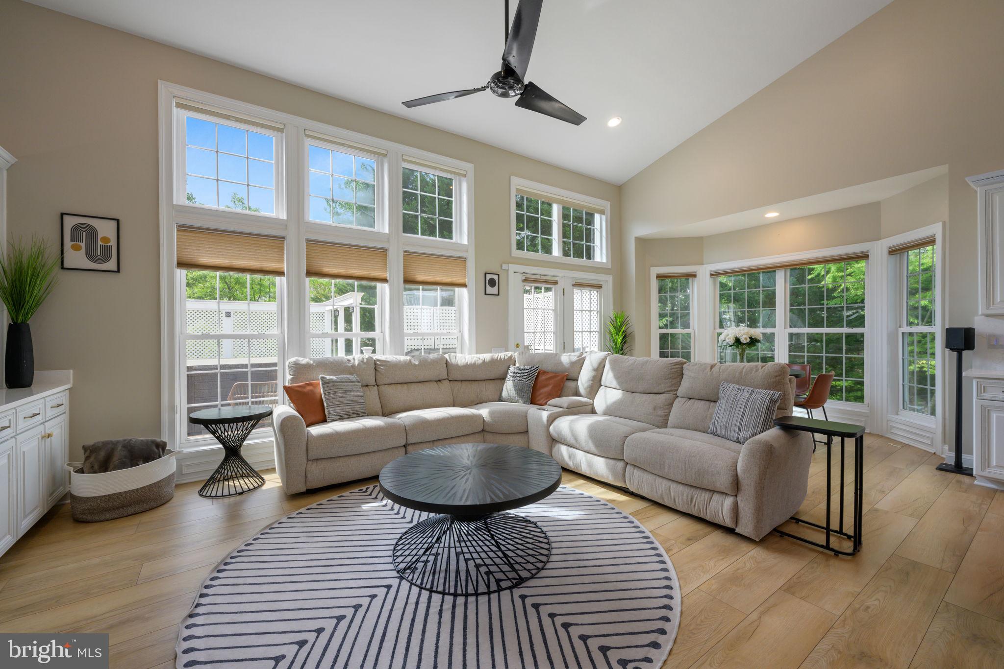 8937 Rhododendron Circle Lorton, VA 22079 - Photo 35 of 122