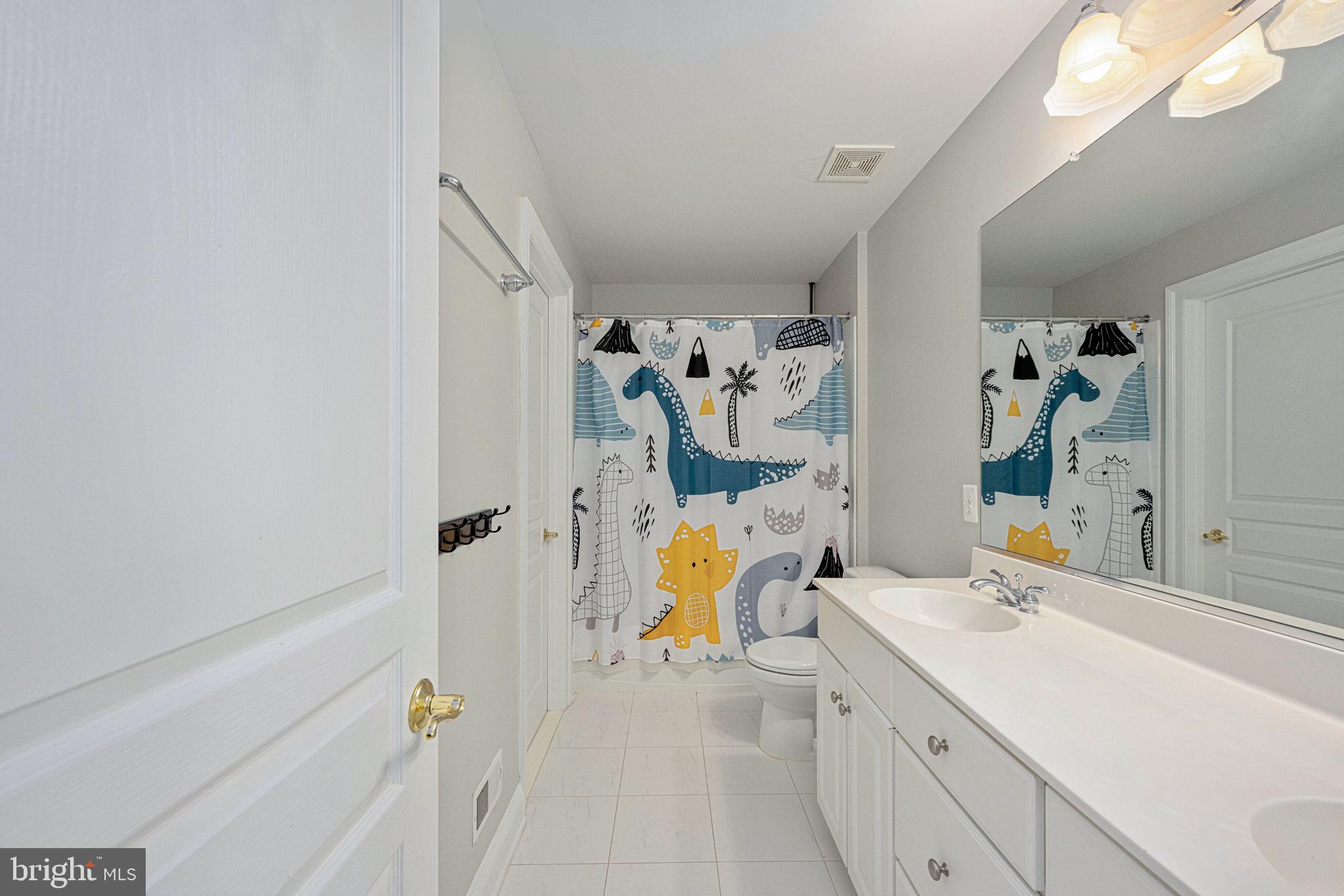 8937 Rhododendron Circle Lorton, VA 22079 - Photo 72 of 122