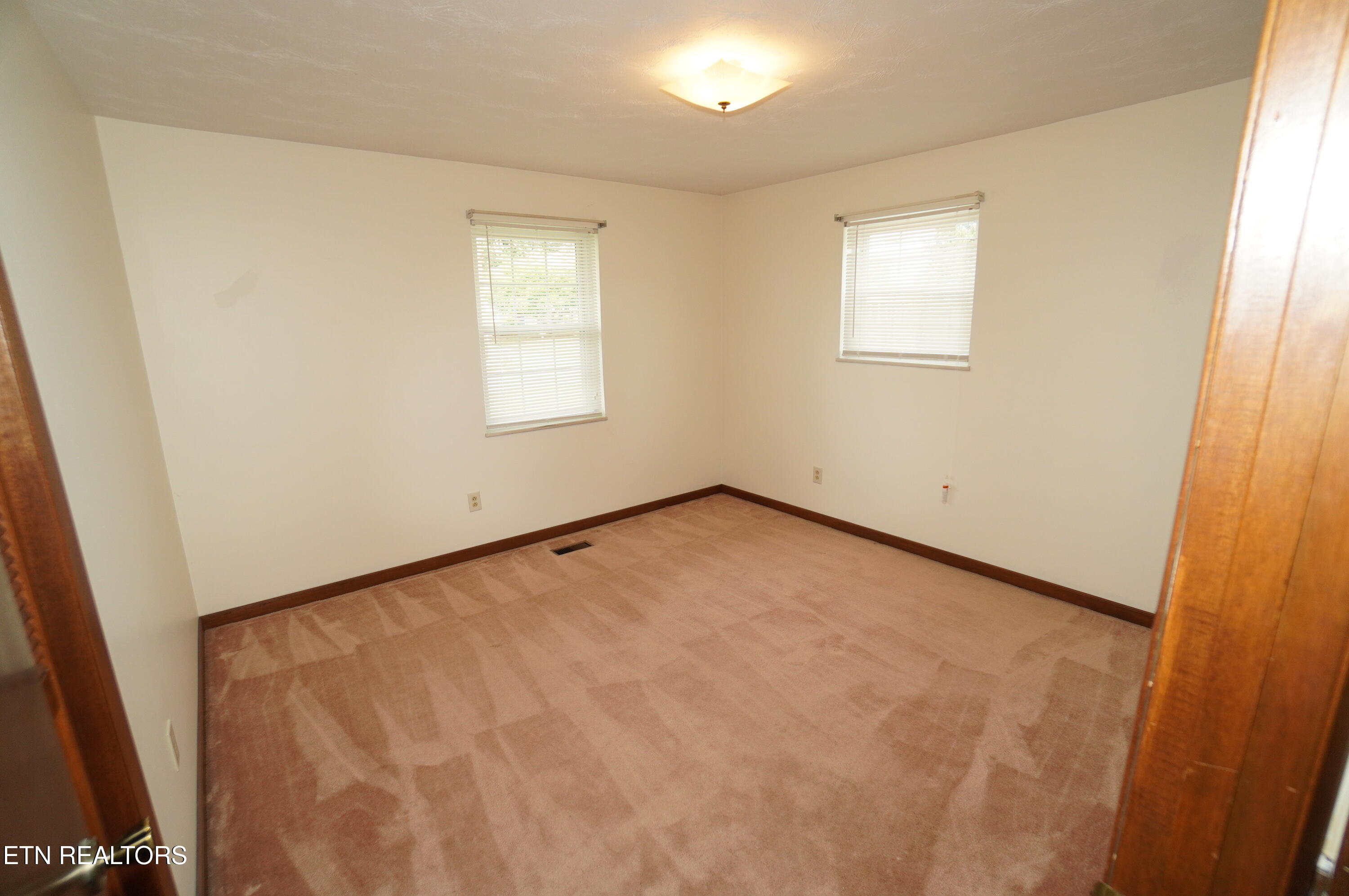 633 Shaver Drive Talbott, TN 37877 - Photo 21 of 43 interior updated (19)