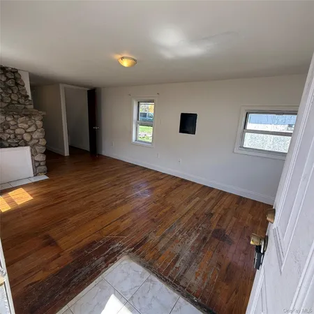 $1,600 | 31 Firwood Road South, Wurtsboro, NY 12790