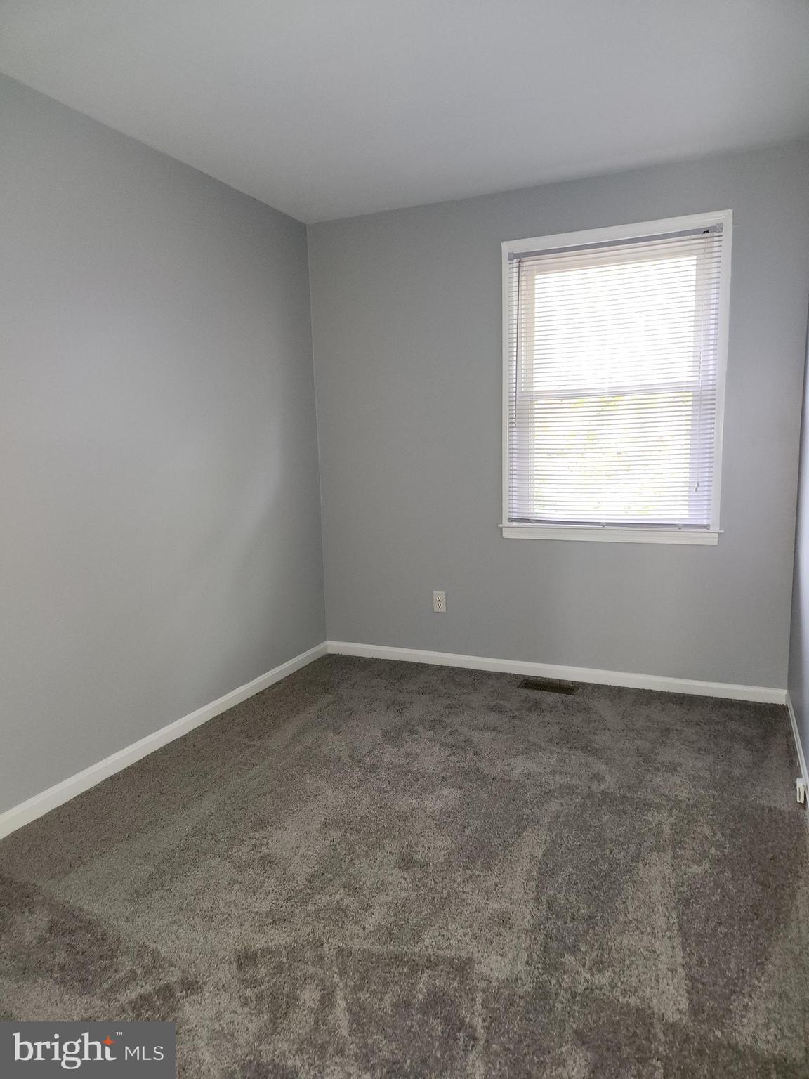 5445 Princess Drive Rosedale, MD 21237 - Photo 8 of 15