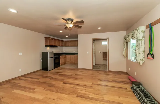 $459,900 | 1498 Escalon Avenue, Clovis, CA 93611