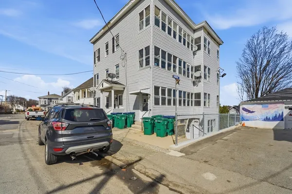 $685,000 | 44-46 Salem Street, Fitchburg, MA 01420