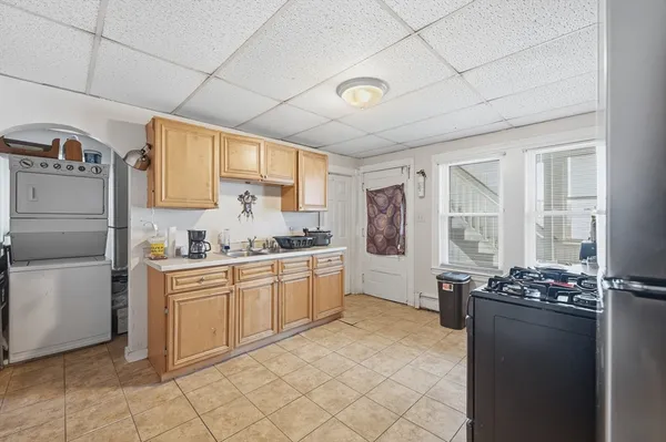 $685,000 | 44-46 Salem Street, Fitchburg, MA 01420