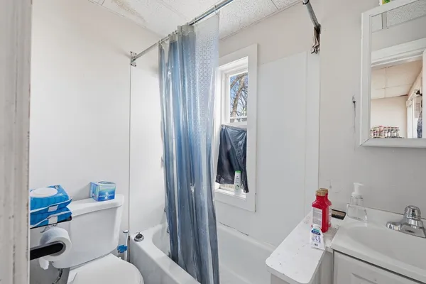 $685,000 | 44-46 Salem Street, Fitchburg, MA 01420