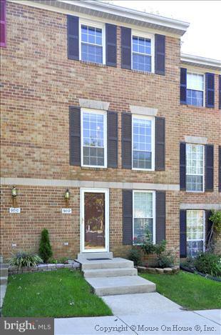 9012 Pickwick Village Terrace Silver Spring, MD 20901 - Photo 12 of 19 Exterior (Front)