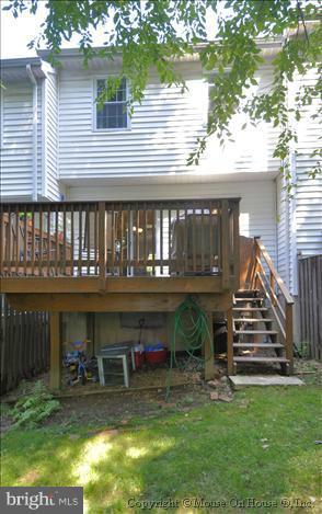 9012 Pickwick Village Terrace Silver Spring, MD 20901 - Photo 17 of 19 Exterior (Rear)
