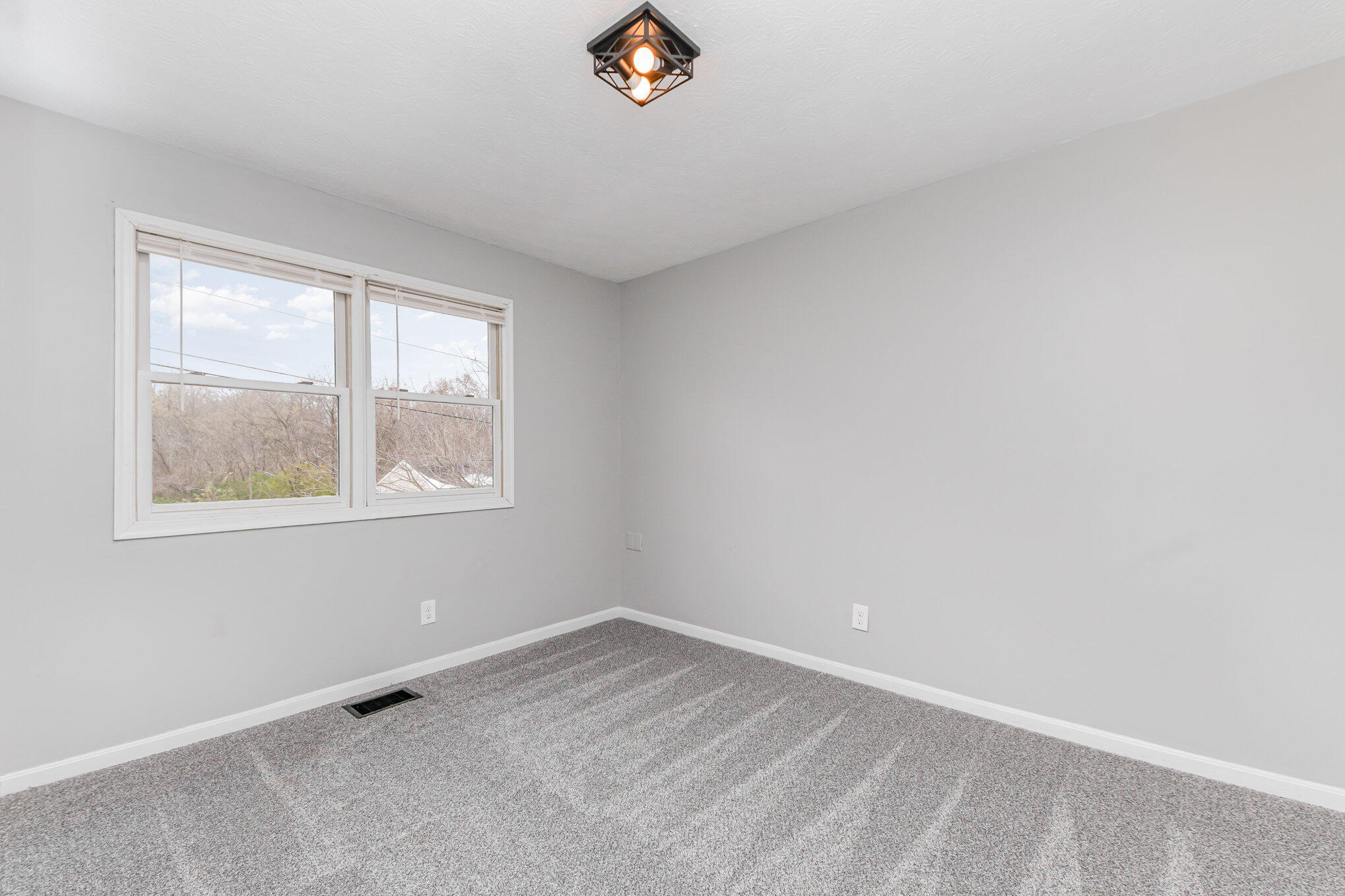 2652 Ridgecrest Lane Covington, KY 41017 - Photo 11 of 21