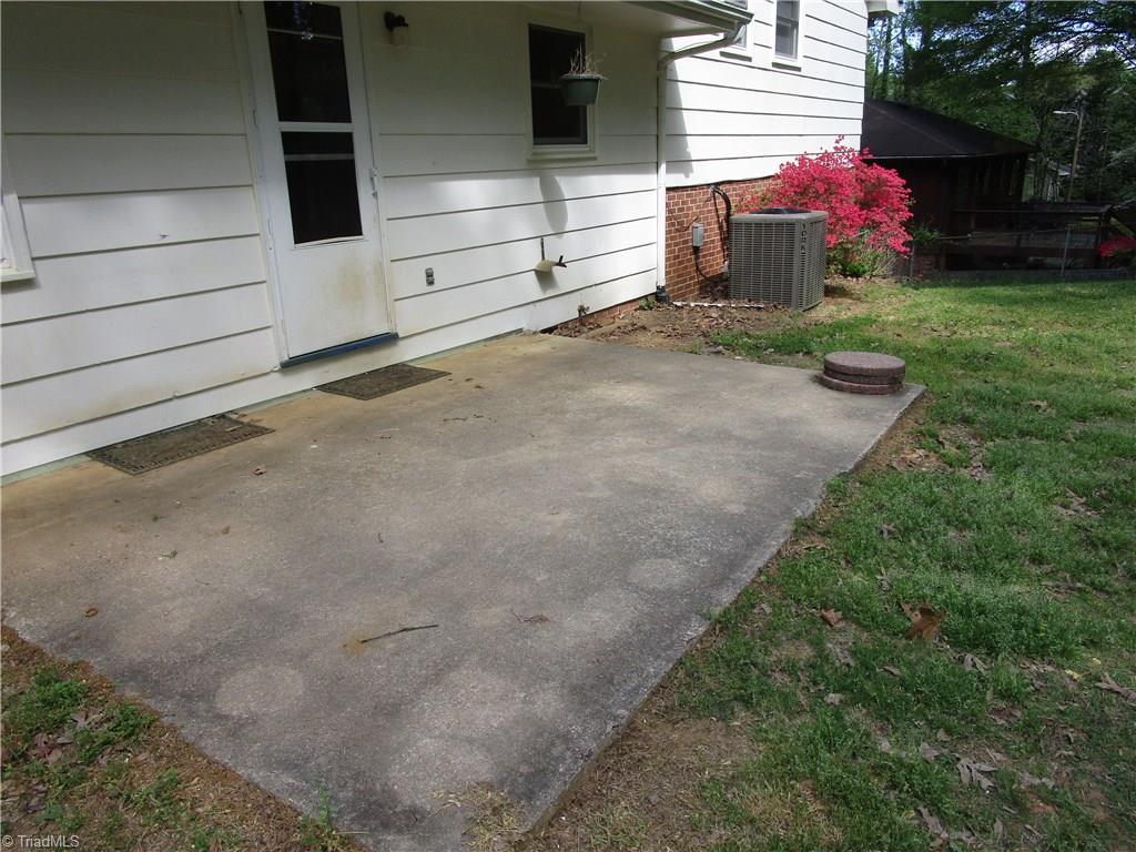 675 Alpine Road Winston-Salem, NC 27104 - Photo 17 of 18