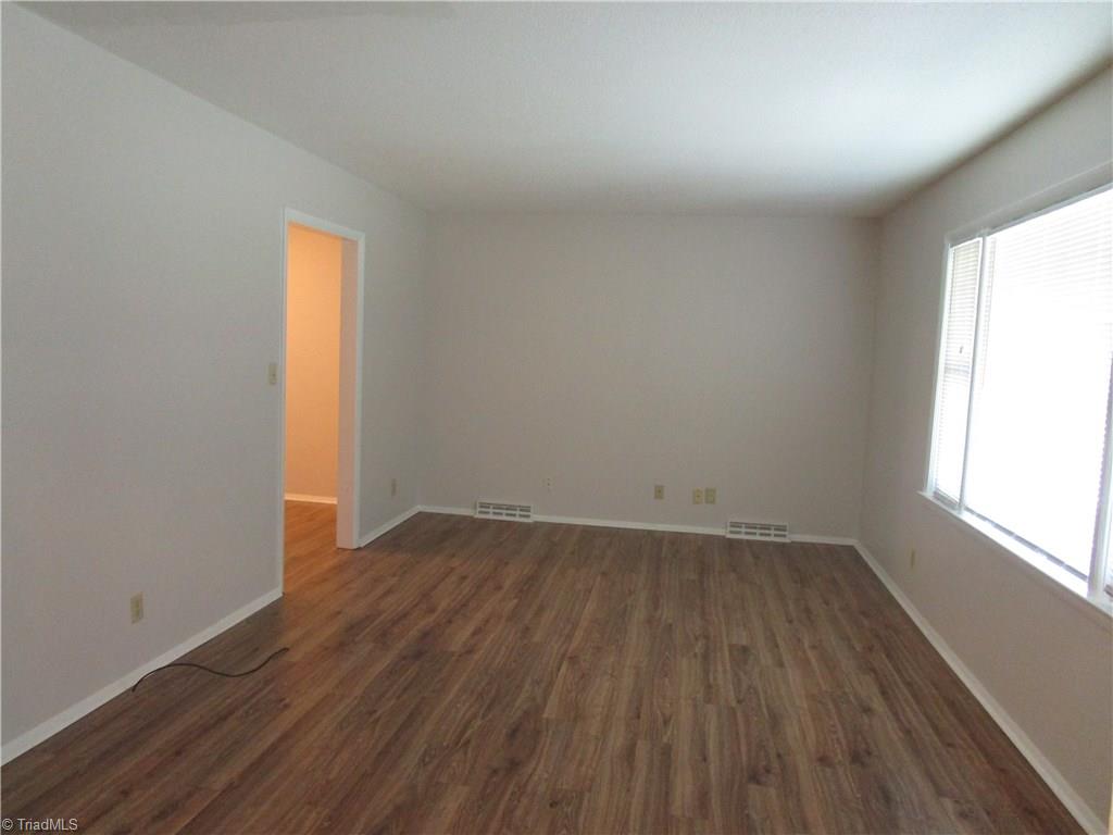 675 Alpine Road Winston-Salem, NC 27104 - Photo 3 of 18