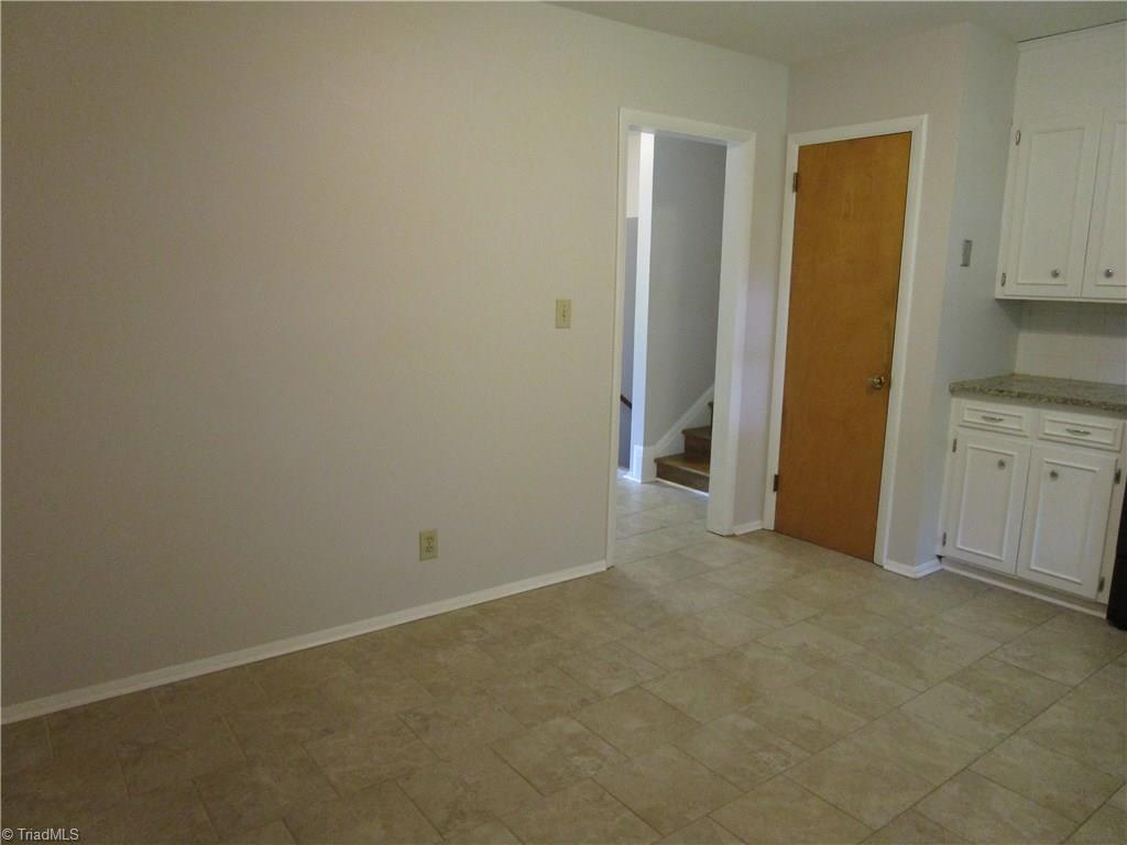 675 Alpine Road Winston-Salem, NC 27104 - Photo 6 of 18