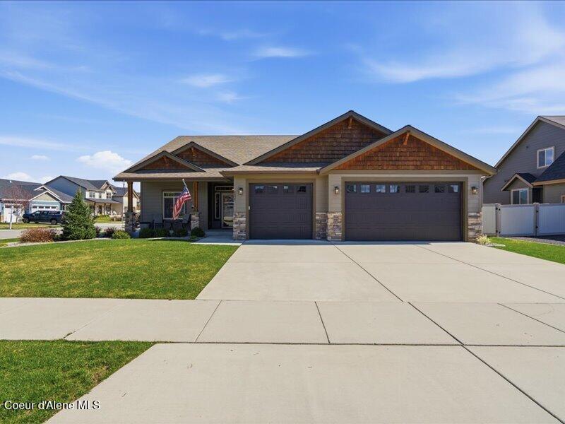 8023 North Darlena Loop Coeur D'Alene, ID 83815 - Photo 1 of 46 06-Front of Home