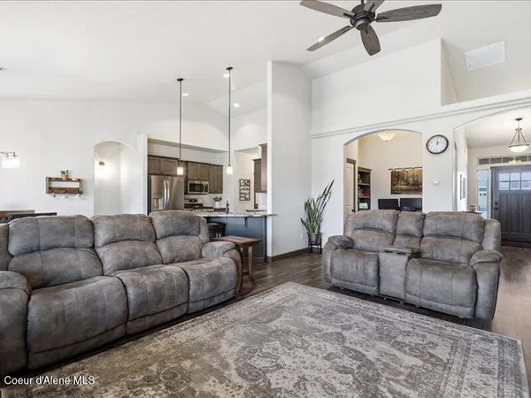 $695,000 | 8023 North Darlena Loop, Coeur D'Alene, ID 83815