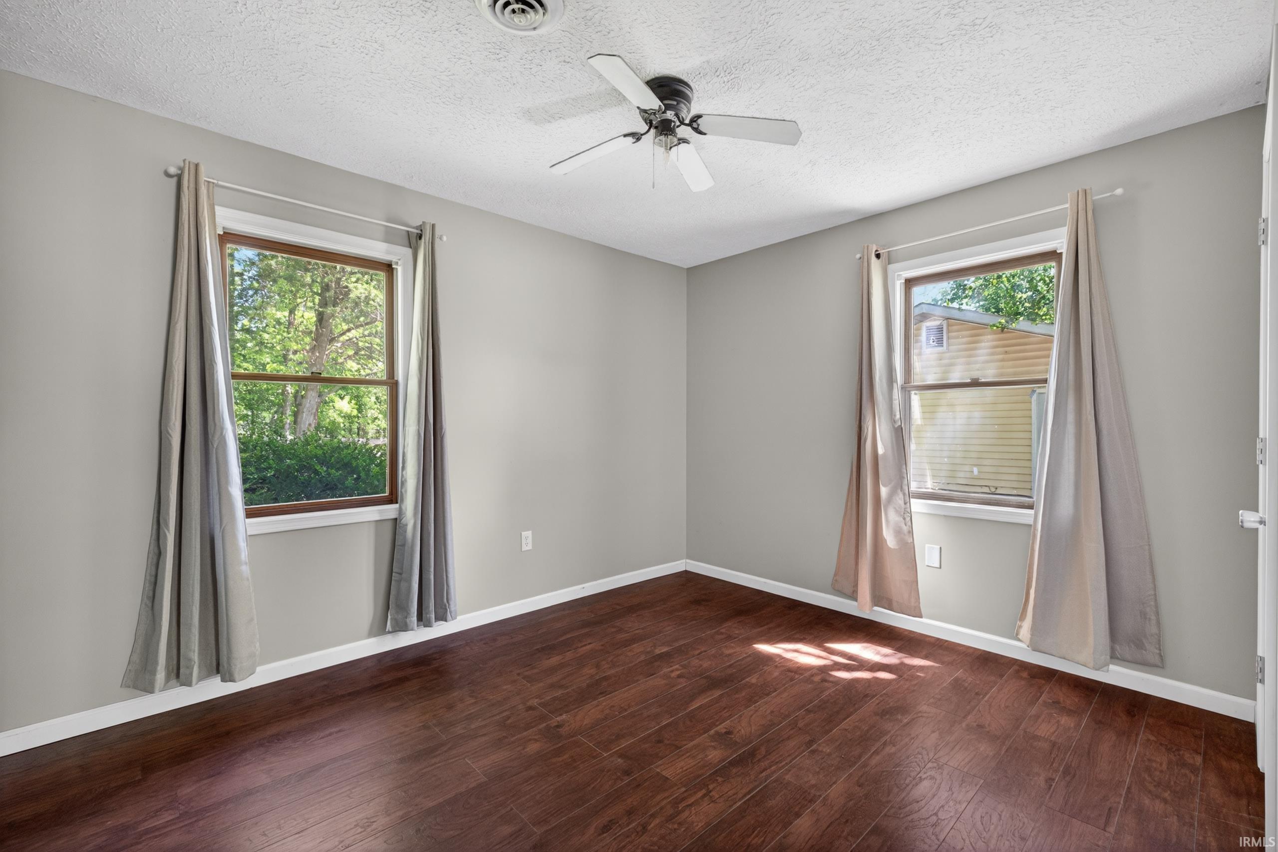 126 Hel Mar Drive Mitchell, IN 47446 - Photo 23 of 34