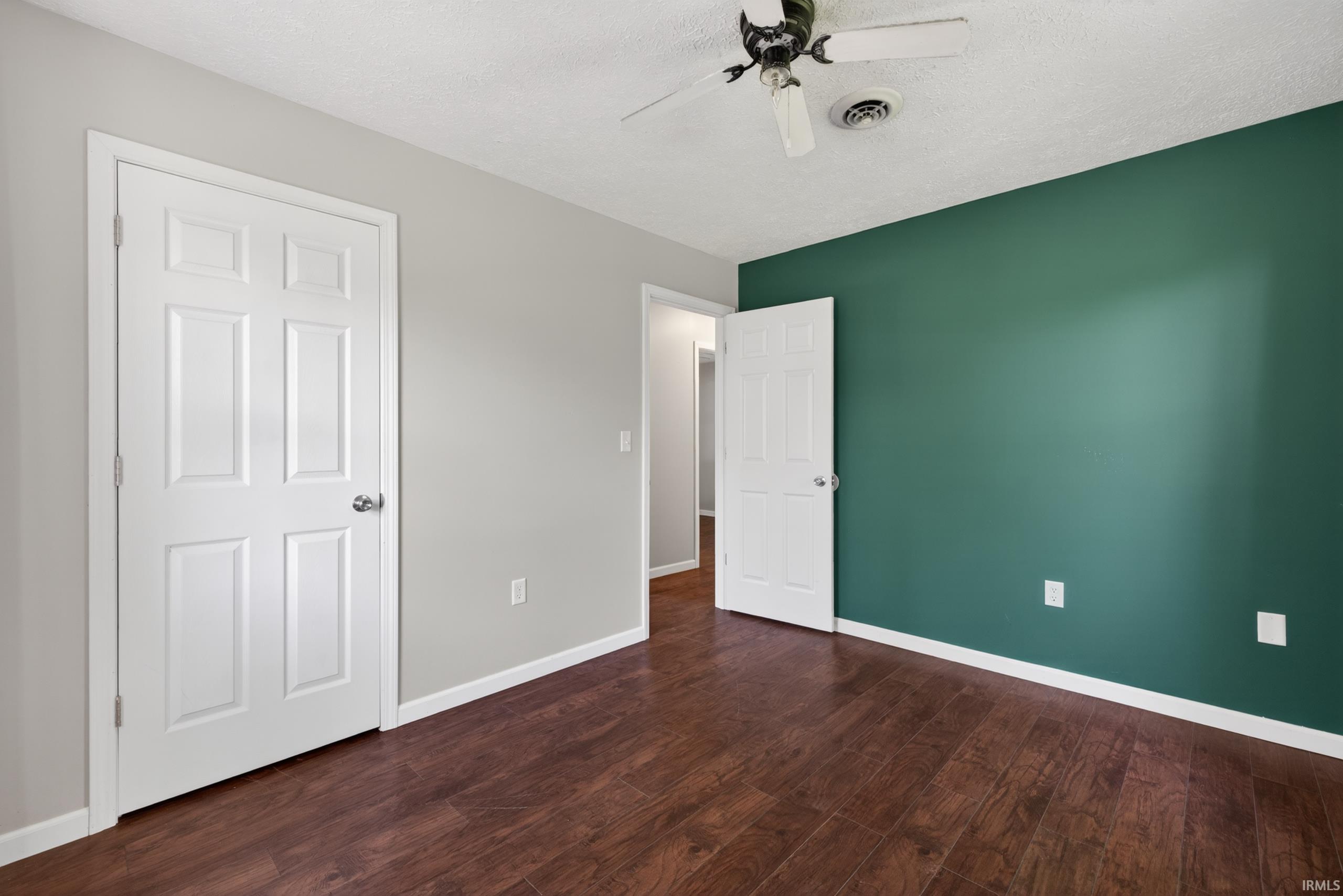 126 Hel Mar Drive Mitchell, IN 47446 - Photo 24 of 34