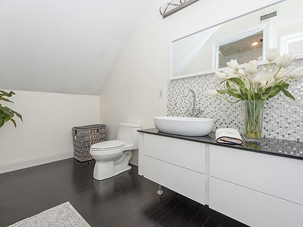 117 Temple Road Waltham, MA 02452 - Photo 16 of 21 Gallery Image 16