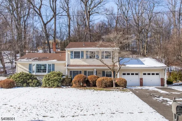 $675,000 | 686 Kennedy Drive, Washington Township, NJ 07676